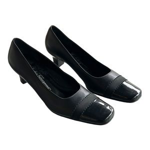 Salvatore Ferragamo Vintage Black & Patent Ribbon Cap Toe Kitten Heels - 6.5